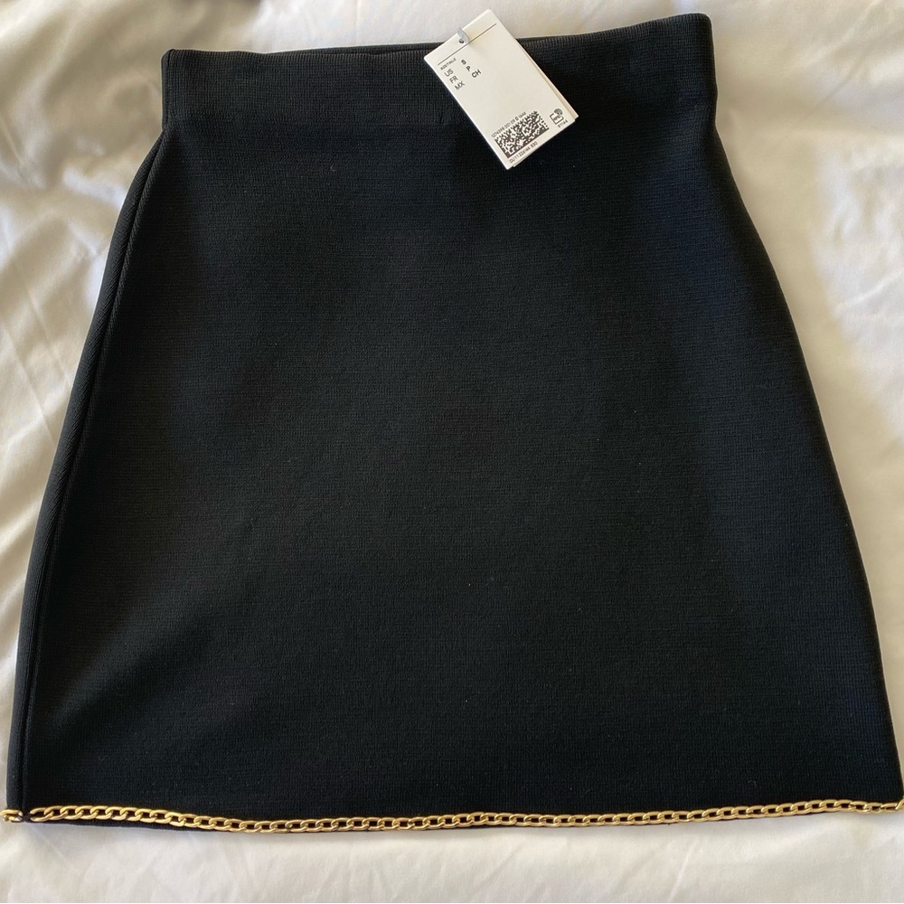 H&M Black Chain-Trim Two-Piece Skirt Set. BRAND NEW W TAGS. - Picture 6 of 7